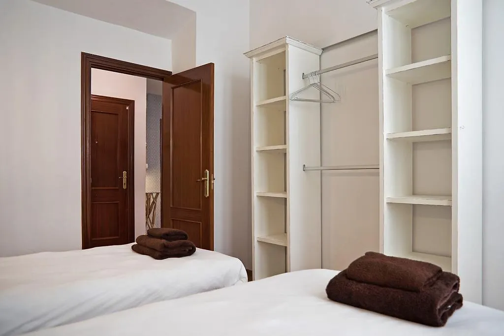 Urbanchic Oasis Centre Apartment Malaga