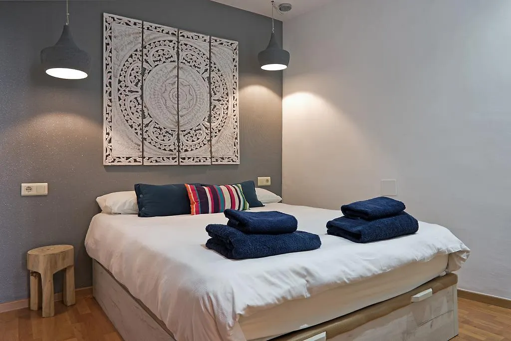 Urbanchic Oasis Centre Apartment Malaga